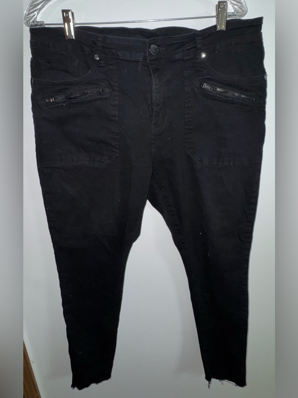 City Chic Black Skinny Jeans with Front Zip Details
